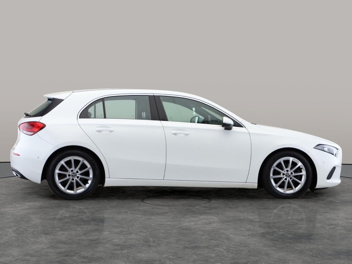 Used Mercedes-Benz A-Class 2019 for sale - 76958272: Photo 5