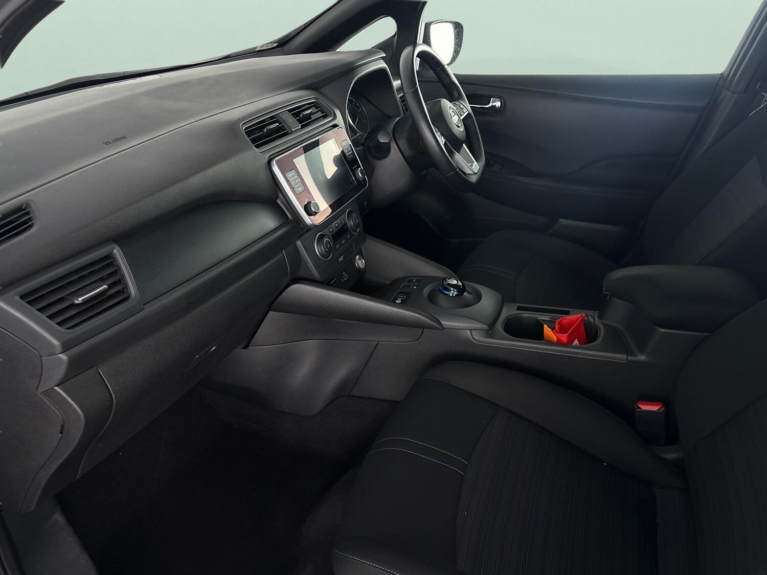 Used Nissan Leaf 2021 for sale - 77418077: Photo 4