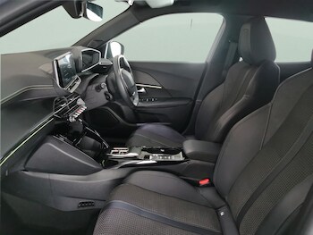 Used Peugeot E-2008 undefined for sale - 76919580: Photo