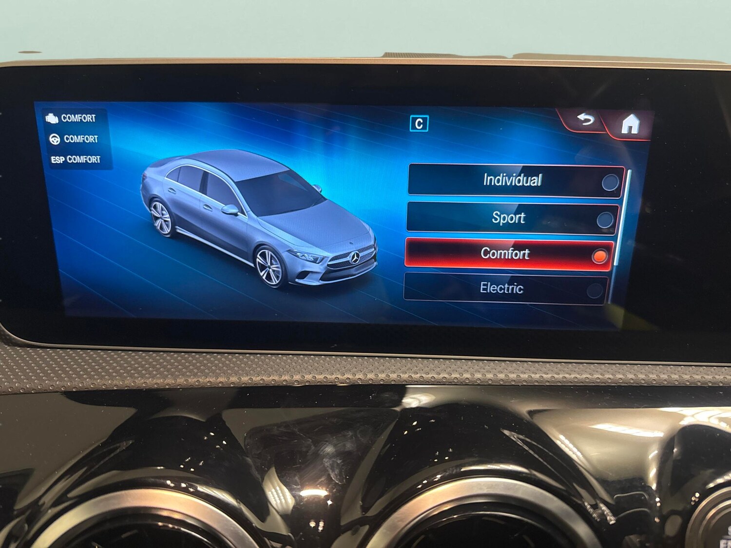 Used Mercedes-Benz A-Class 2020 for sale - 77581789: Photo 16