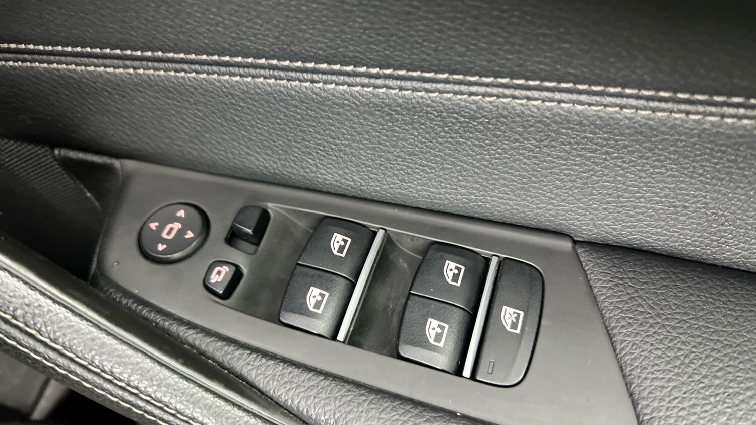 Used BMW 5 Series for sale - 77502367: Photo 25