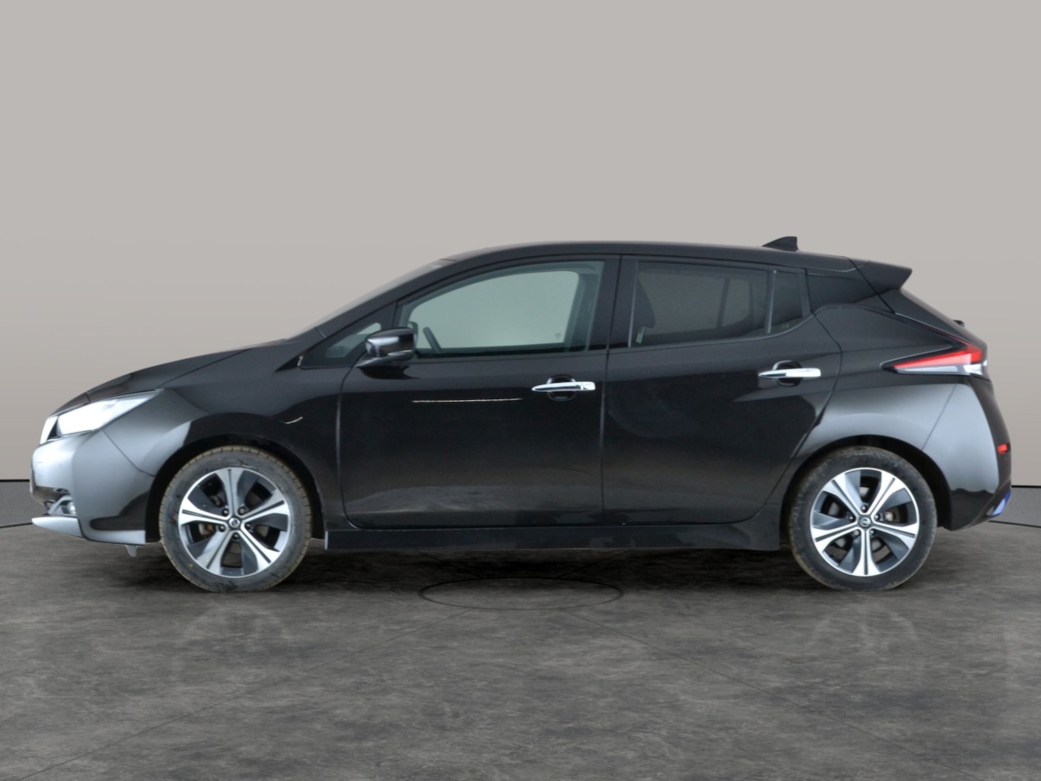 Used Nissan Leaf for sale - 77221499: Photo 15