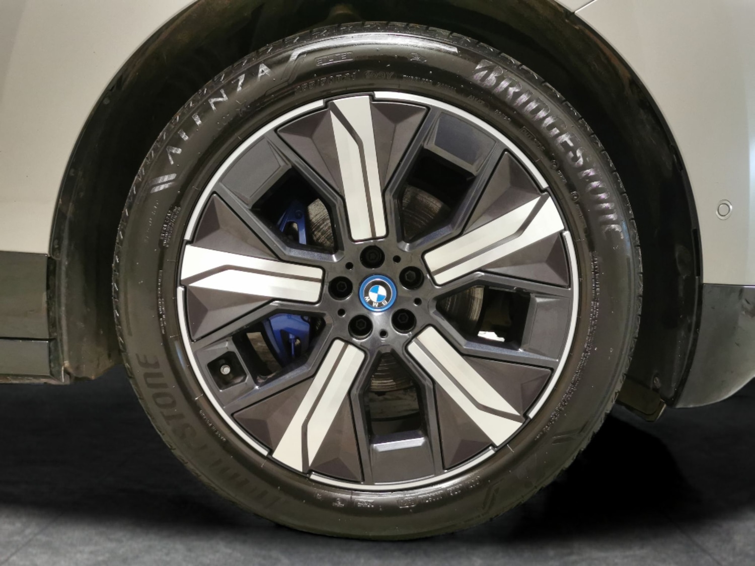 Used BMW iX 2024 for sale - 76835219: Photo 23