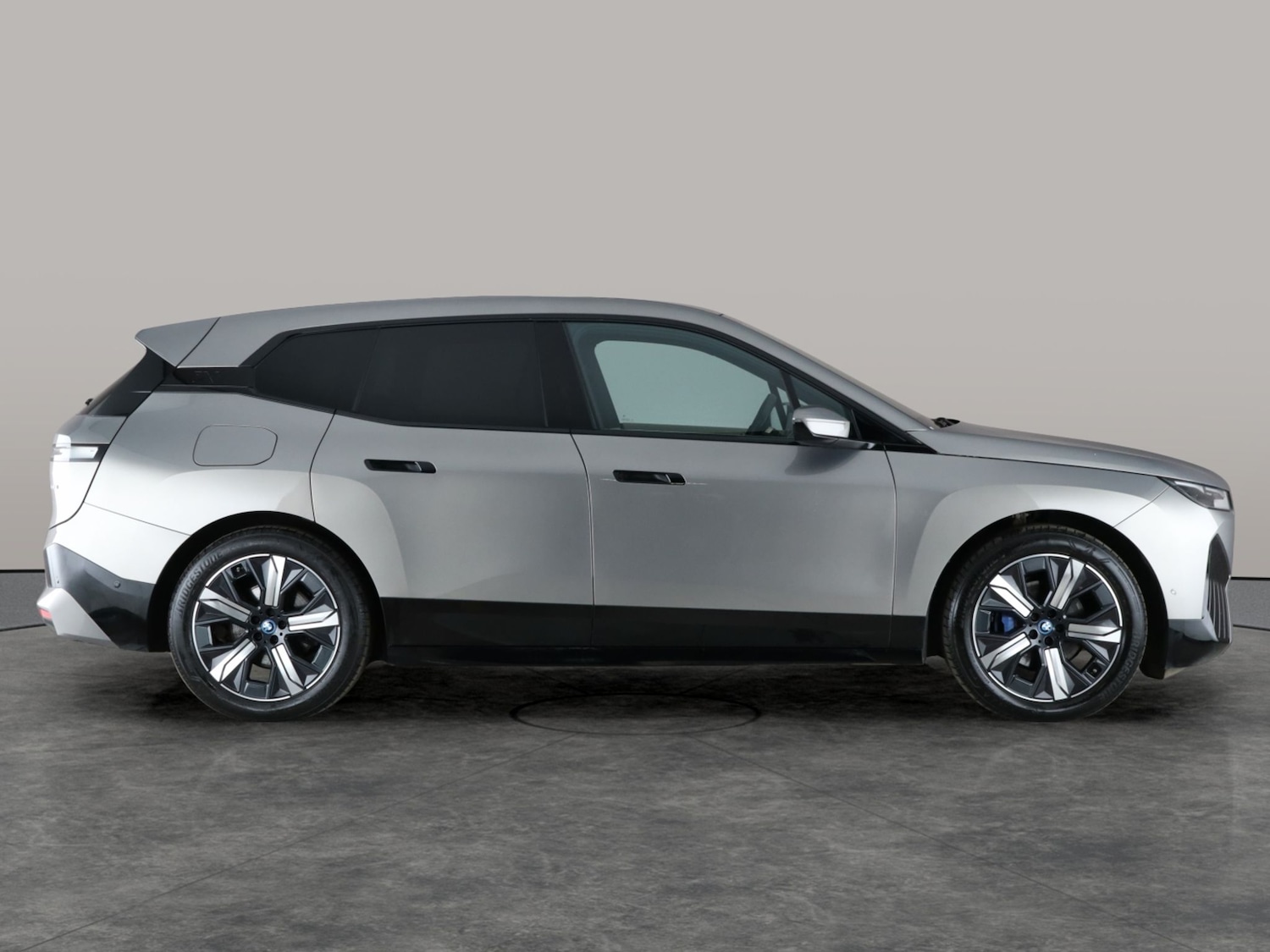 Used BMW iX 2024 for sale - 76835219: Photo 9