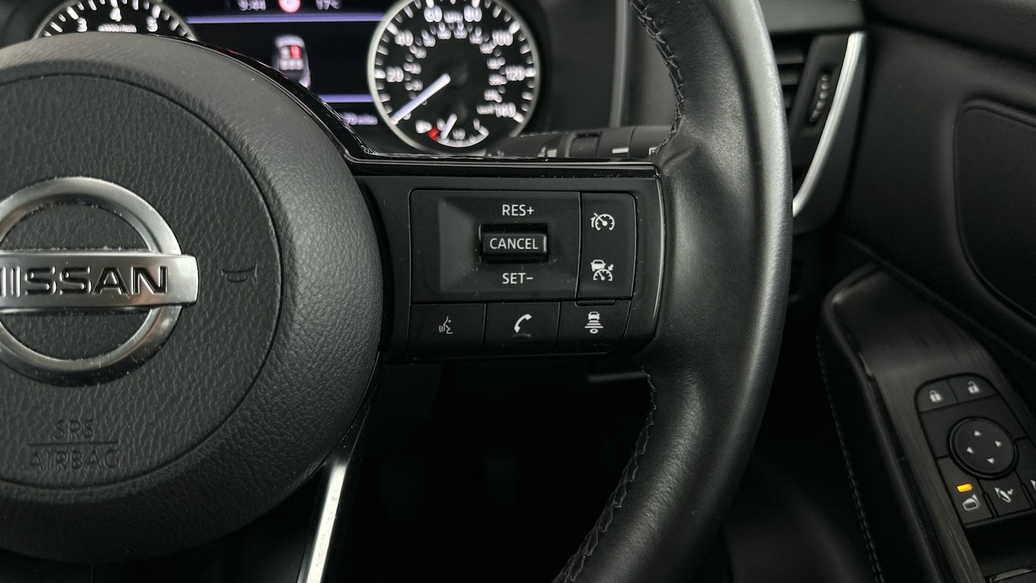 Used Nissan Qashqai 2022 for sale - 76159314: Photo 30