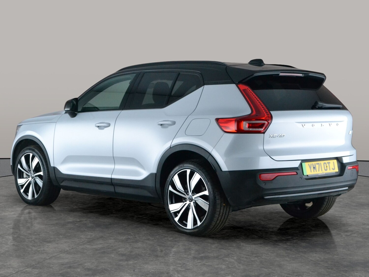 Used Volvo XC40 2022 for sale - 78037073: Photo 13