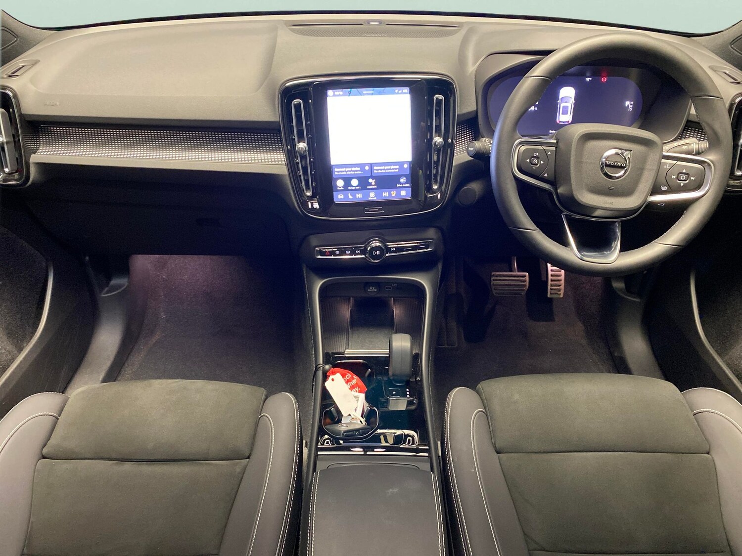 Used Volvo XC40 2022 for sale - 78037073: Photo 8