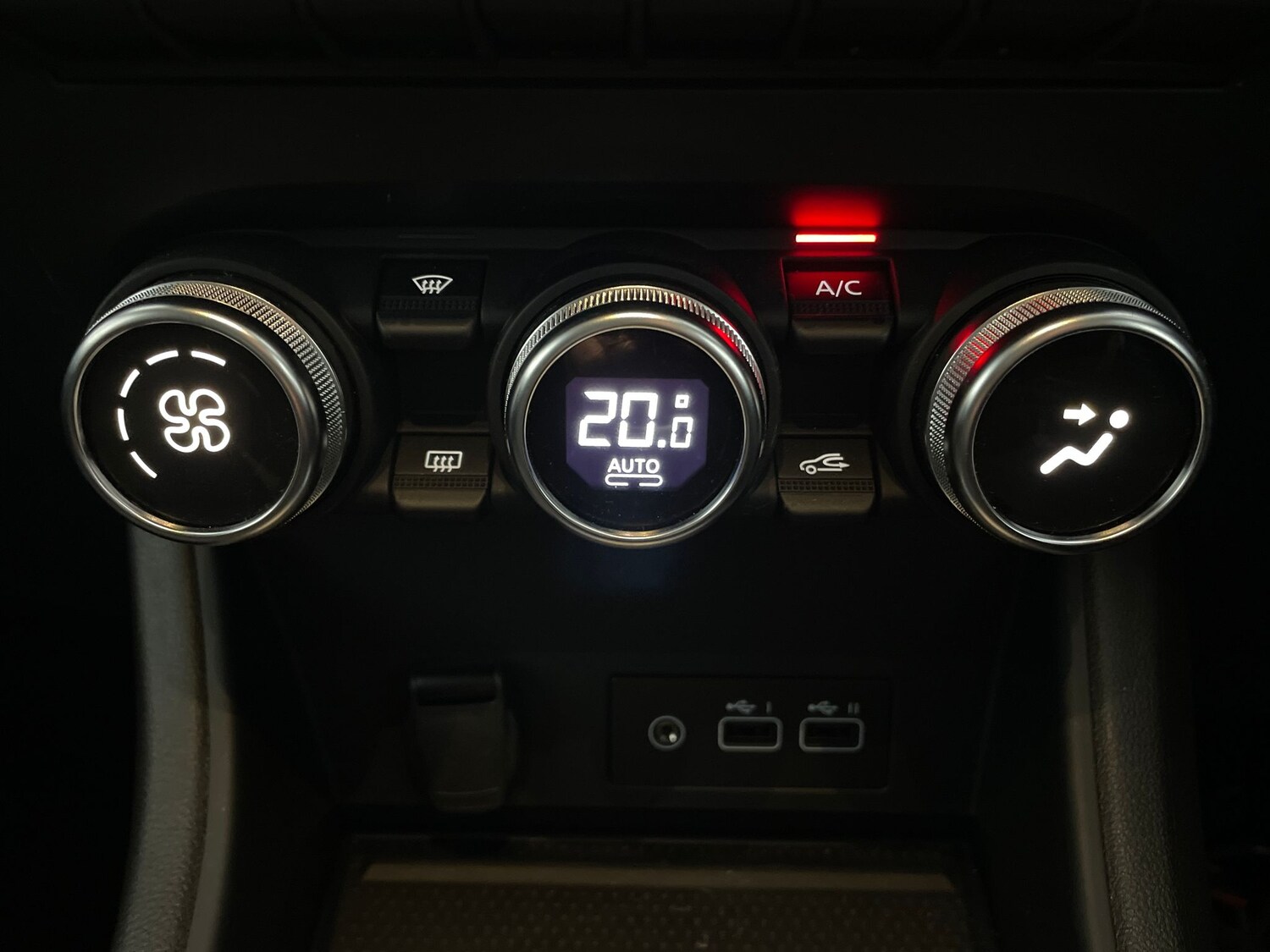 Used Renault Captur 2023 for sale - 78159614: Photo 19