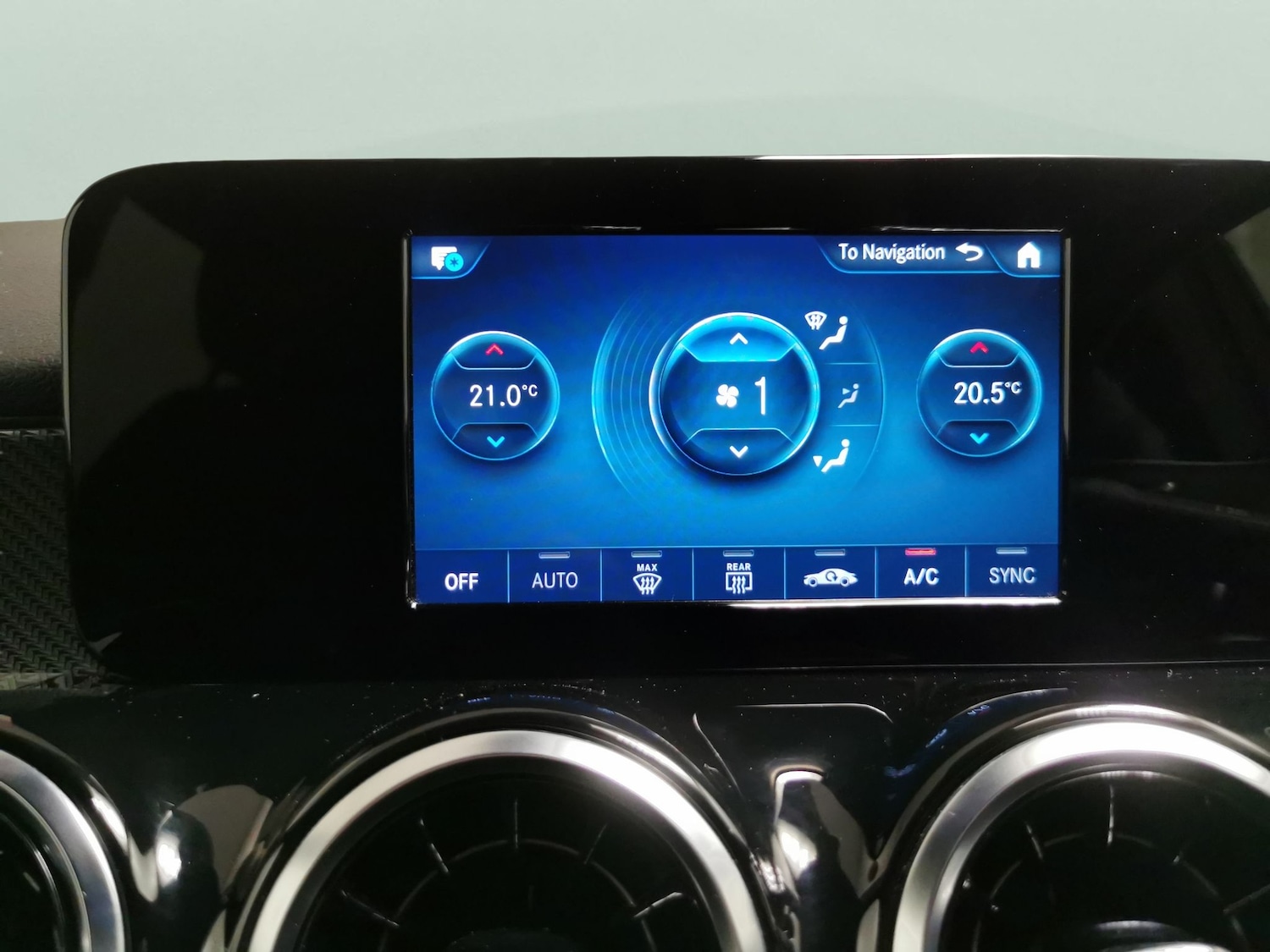 Used Mercedes-Benz GLB 2021 for sale - 77819467: Photo 18