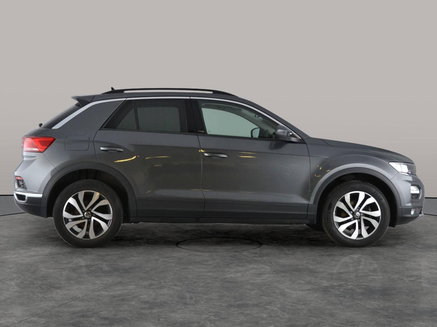 Used Volkswagen T-Roc 2022 for sale - 78211048: Photo 10