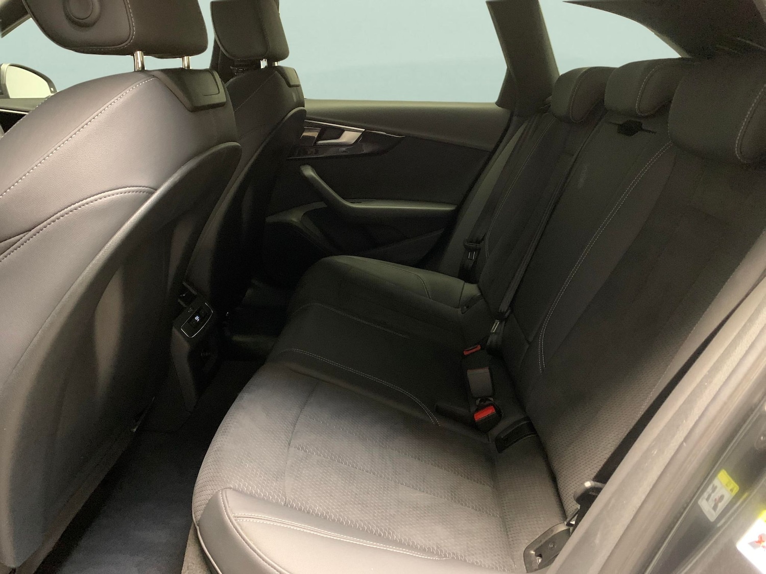 Used Audi A4 2023 for sale - 76640902: Photo 26