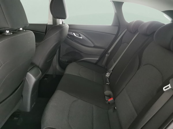 Used Hyundai i30 2022 for sale - 76310241: Photo 32