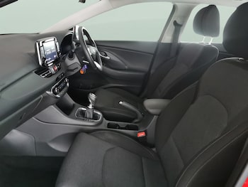 Used Hyundai i30 2022 for sale - 76310241: Photo 4