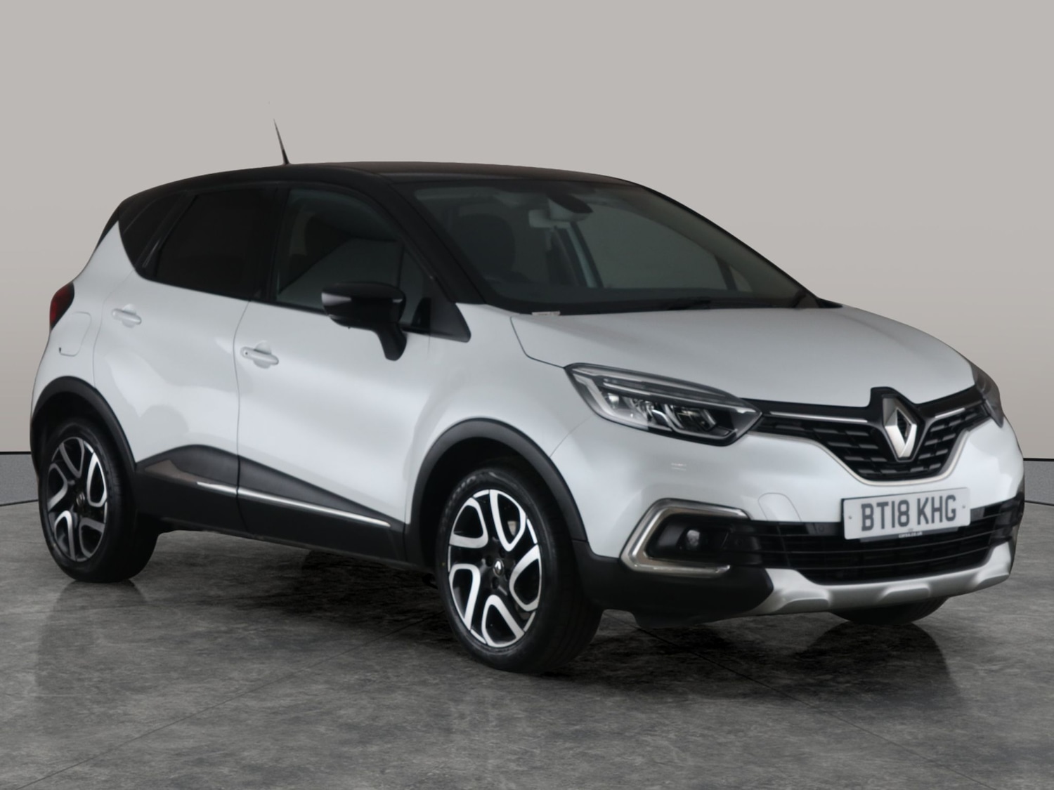 Used Renault Captur 2018 for sale - 76518384: Photo 7