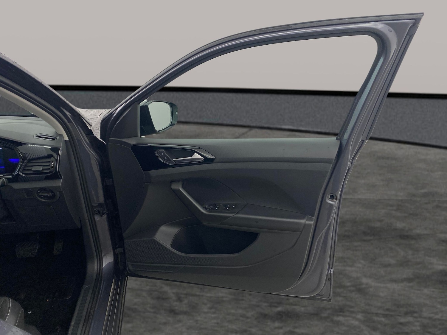 Used Volkswagen T-Cross 2022 for sale - 77138100: Photo 24