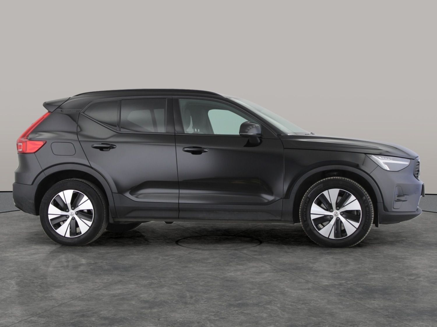Used Volvo XC40 2022 for sale - 76159358: Photo 11