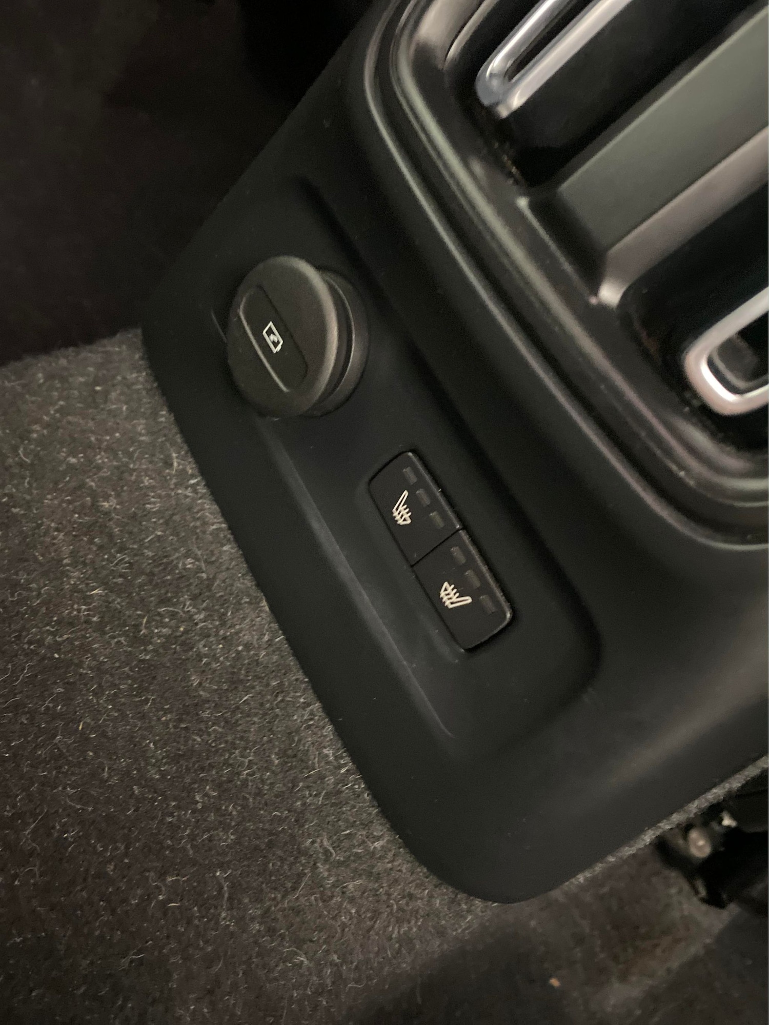 Used Volvo XC40 2022 for sale - 76159358: Photo 18