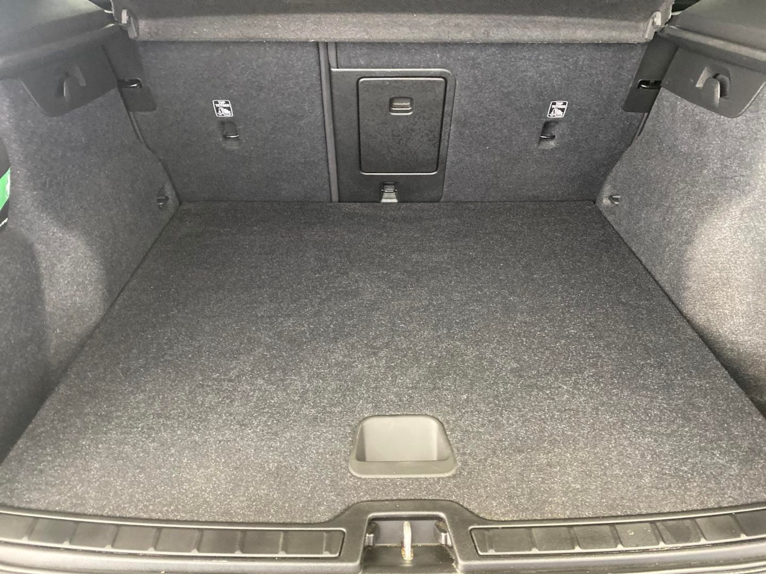 Used Volvo XC40 2022 for sale - 76159358: Photo 9