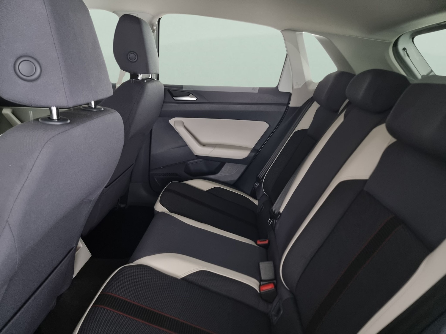 Used Volkswagen Polo 2021 for sale - 76169942: Photo 30