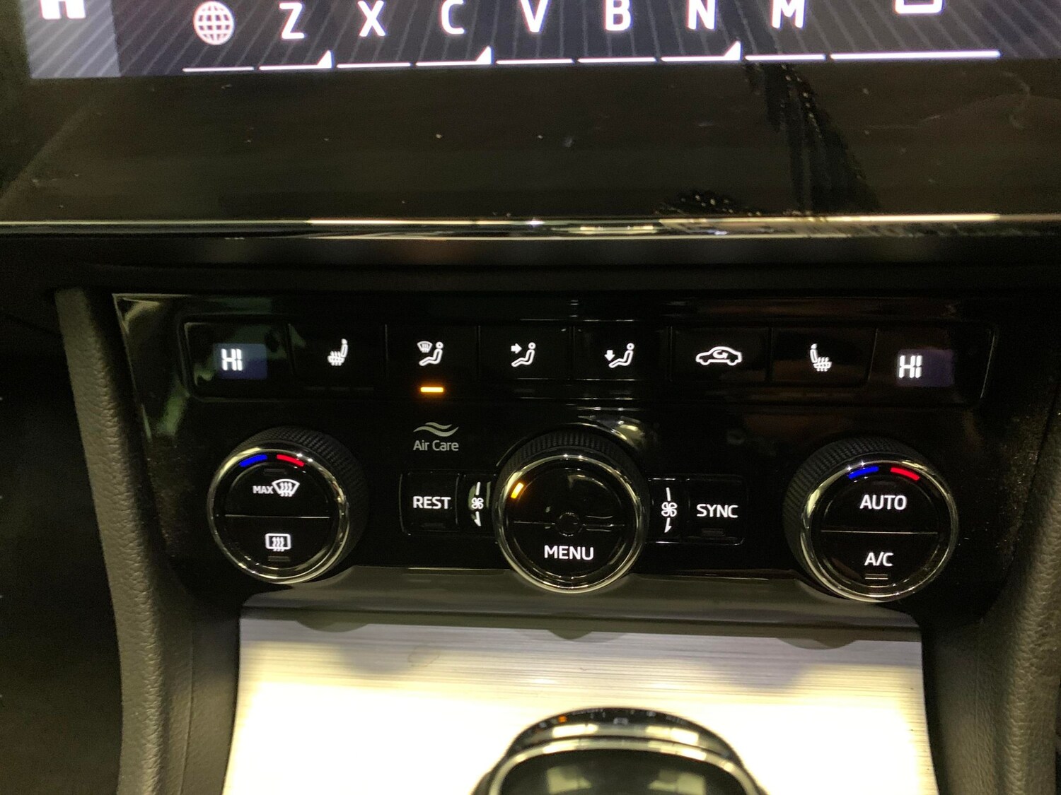 Used Skoda Superb 2023 for sale - 77360929: Photo 20