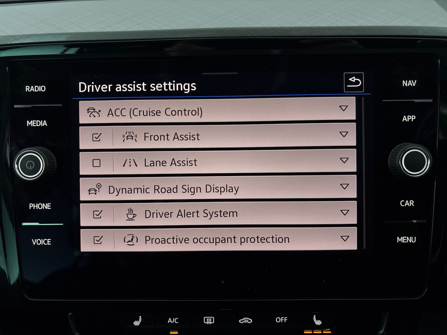 Used Volkswagen Passat 2022 for sale - 77367421: Photo 25