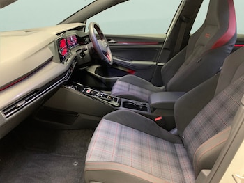 Used Volkswagen Golf 2023 for sale - 76875432: Photo