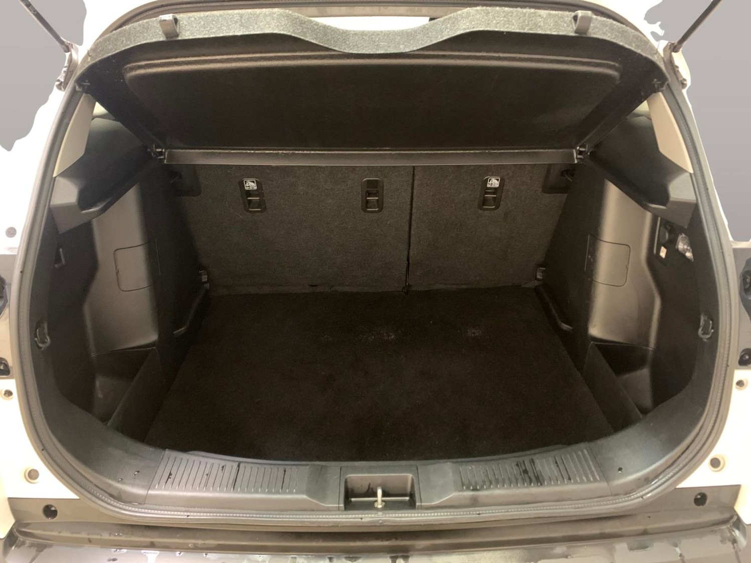 Used Suzuki SX4 S-Cross 2023 for sale - 78054050: Photo 30