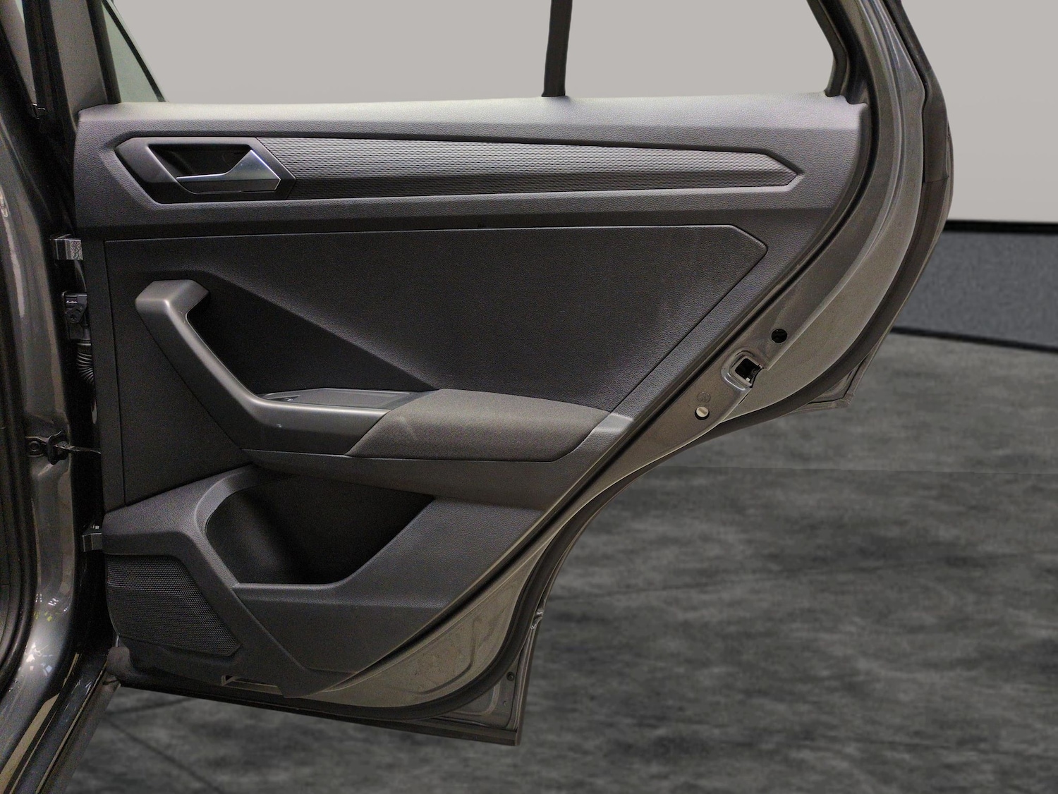 Used Volkswagen T-Roc 2023 for sale - 78199697: Photo 25