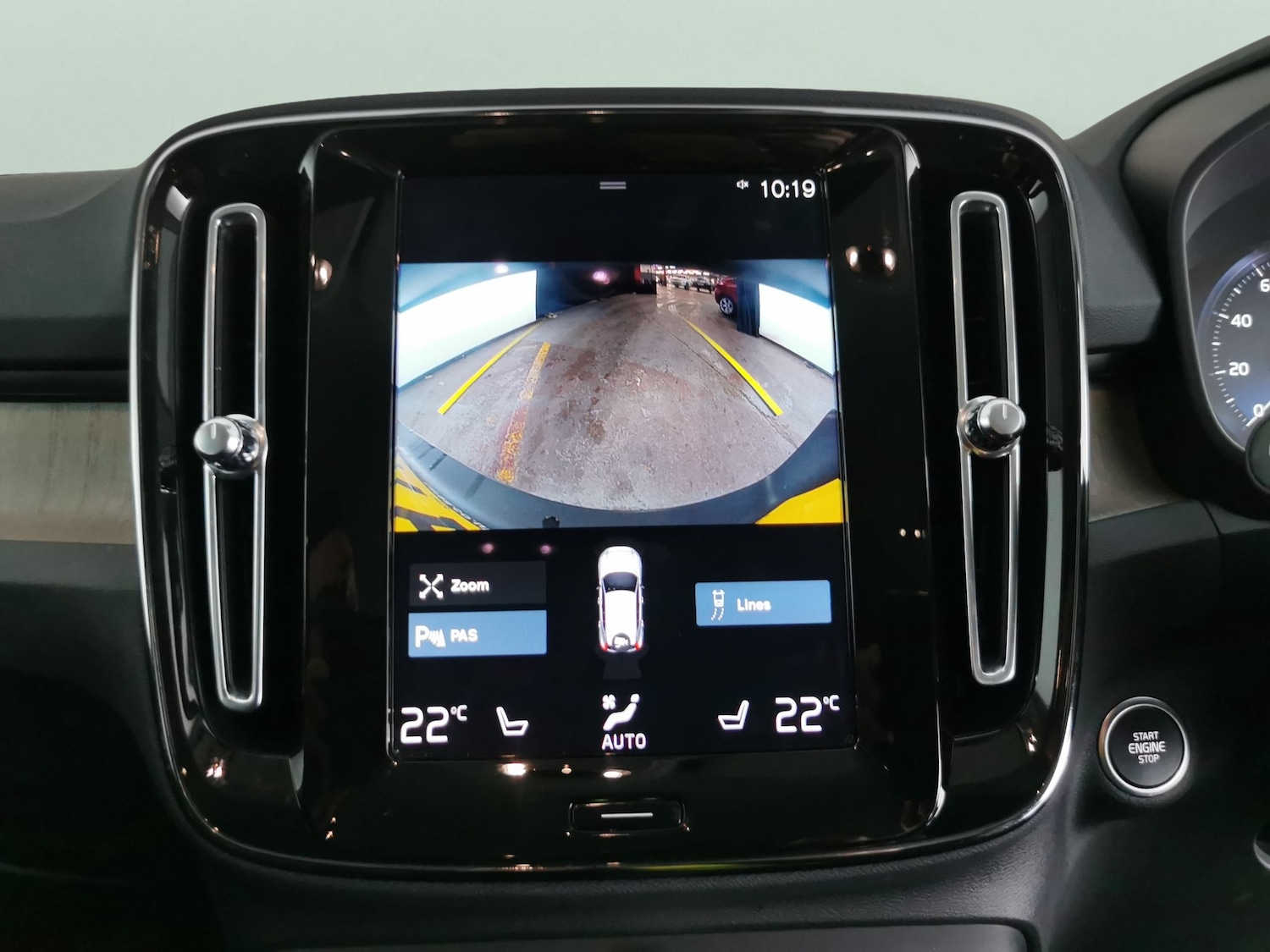 Used Volvo XC40 2021 for sale - 77025763: Photo 6