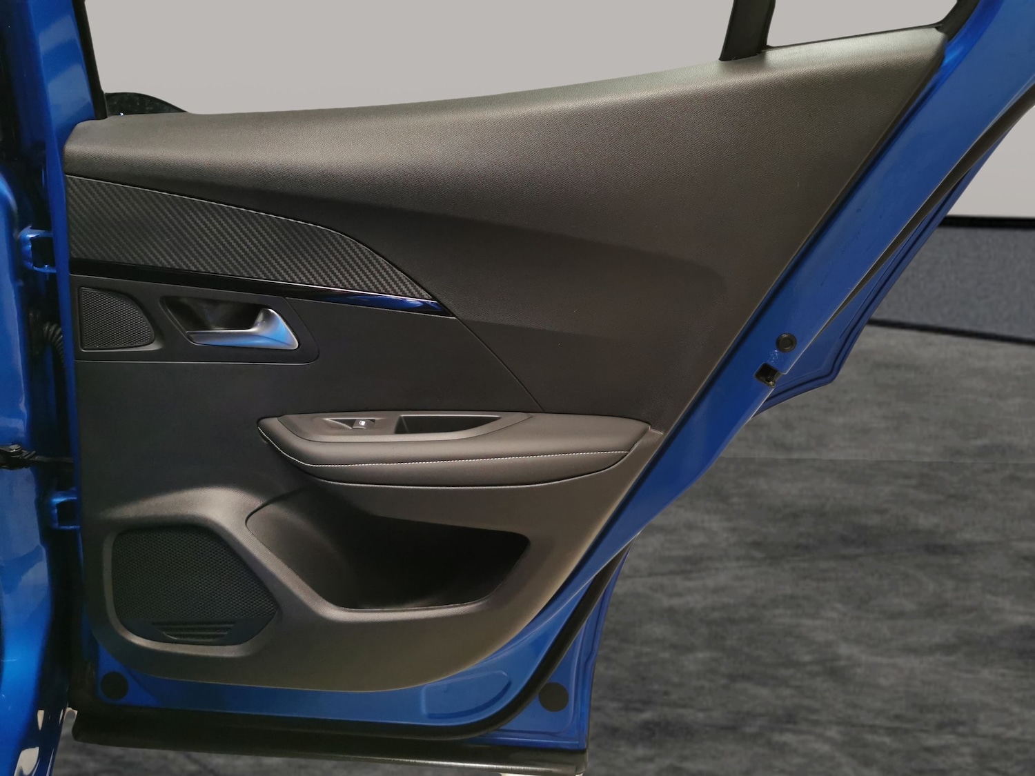 Used Peugeot E-2008 for sale - 77974353: Photo 27