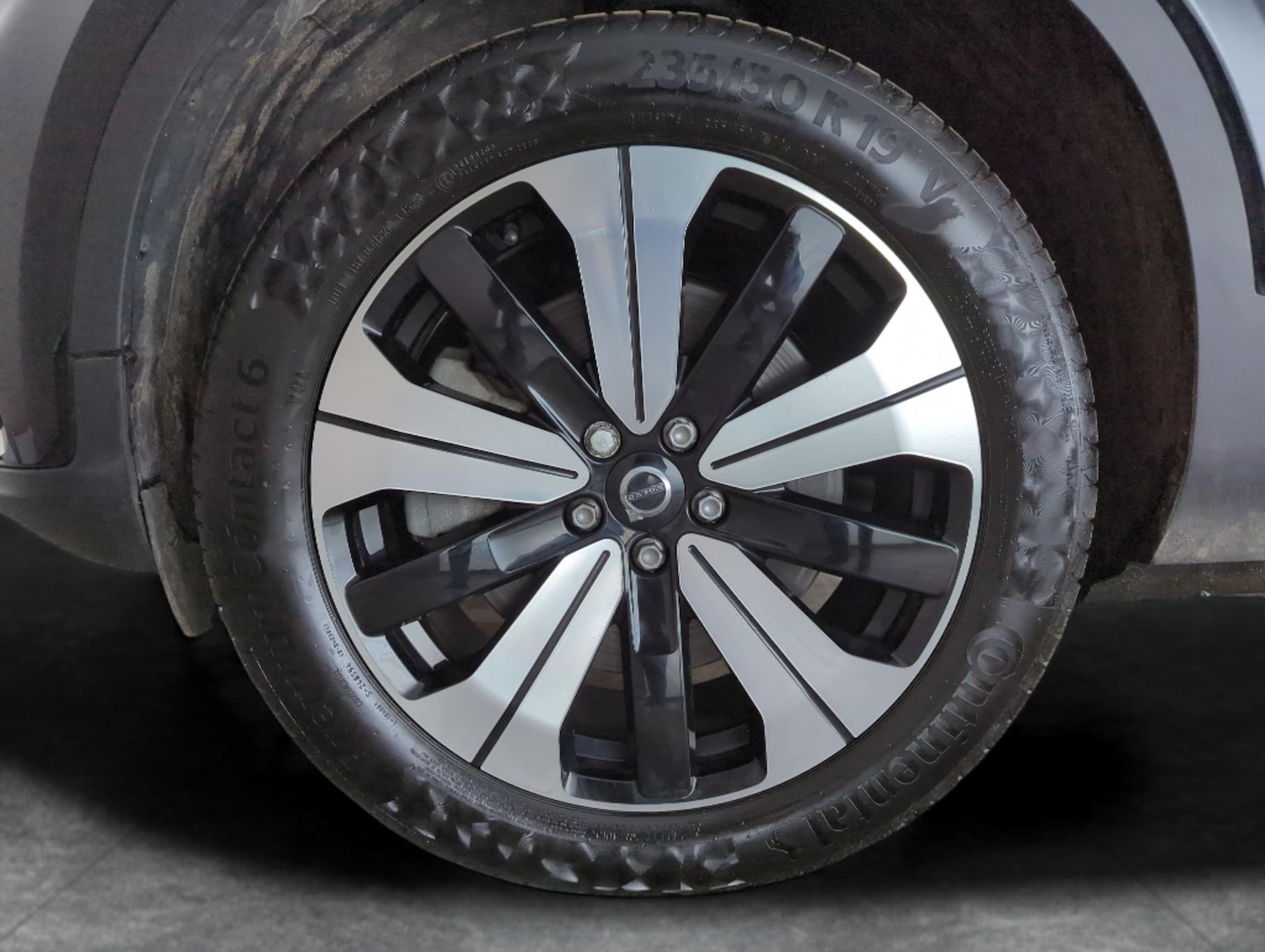 Used Volvo C40 2023 for sale - 78001000: Photo 31