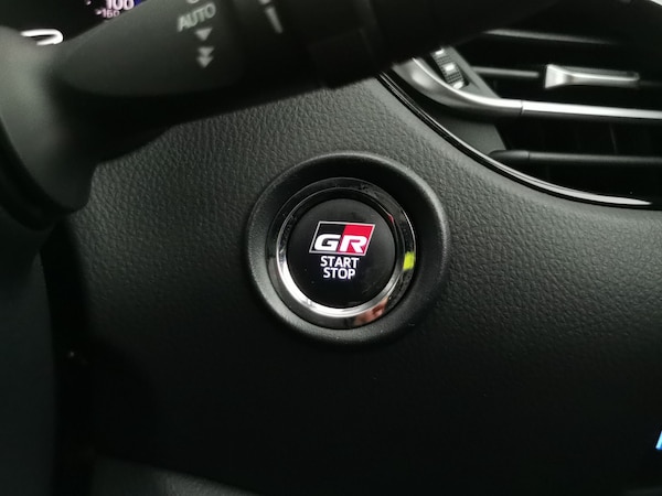 Used Toyota C-HR 2023 for sale - 76253488: Photo 23