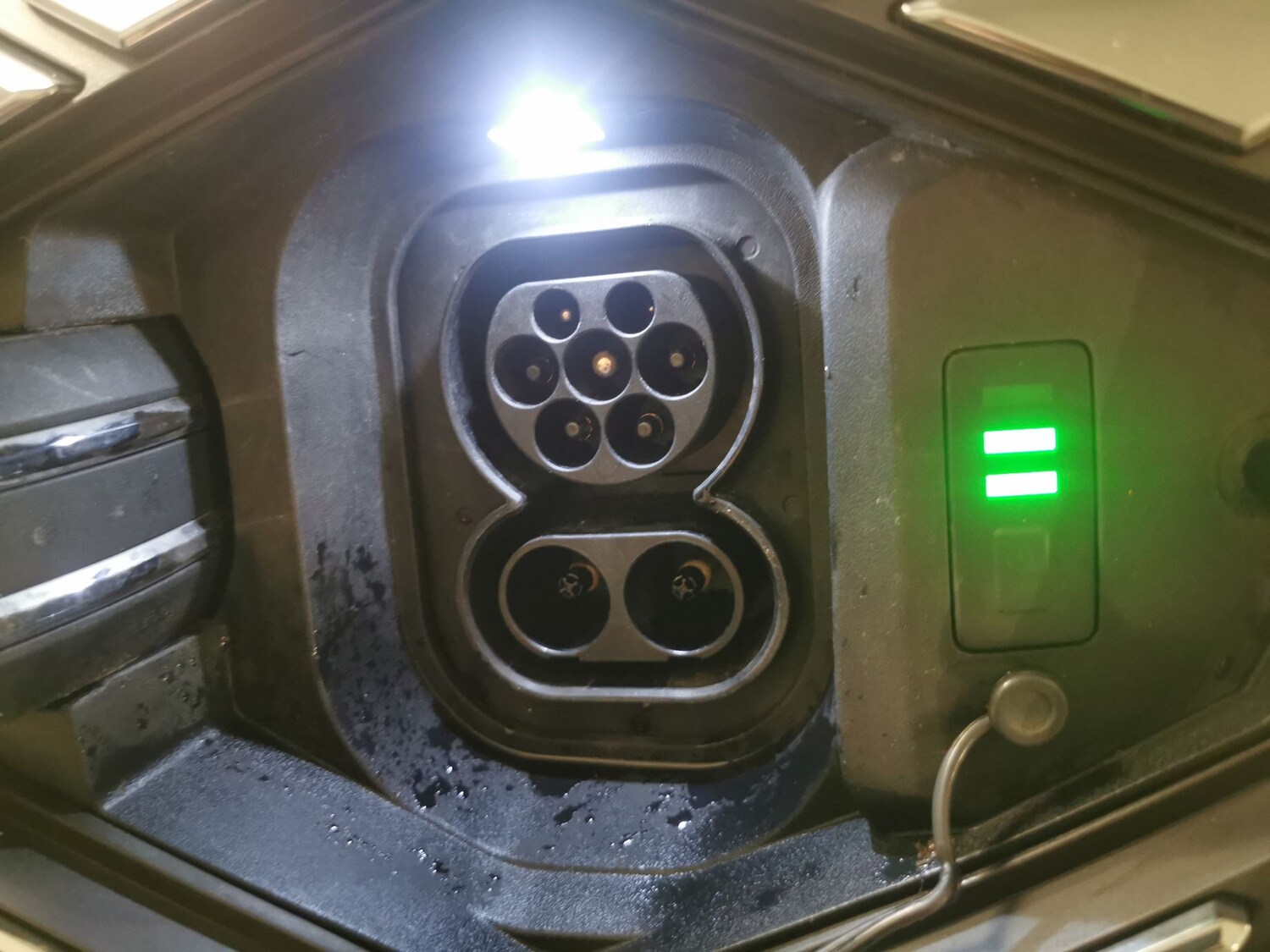 Used Genesis GV70 2023 for sale - 77888142: Photo 38