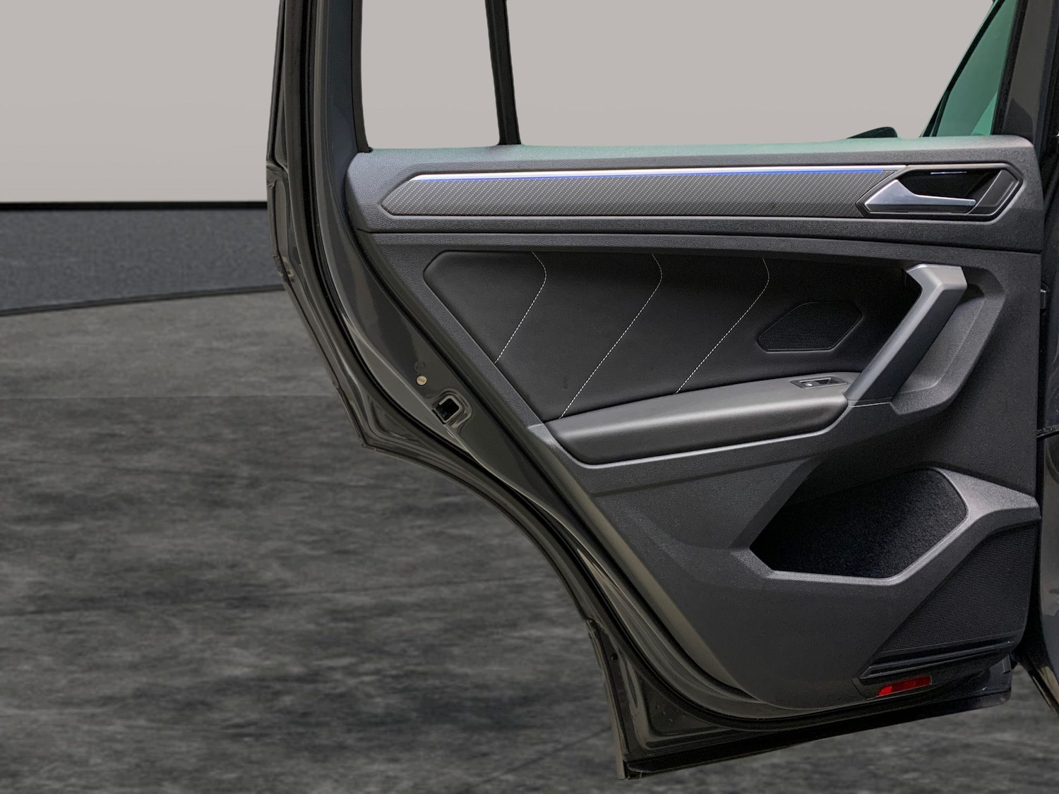 Used Volkswagen Tiguan 2022 for sale - 76590036: Photo 28