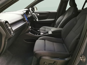 Used Volvo XC40 2023 for sale - 79244385: Photo