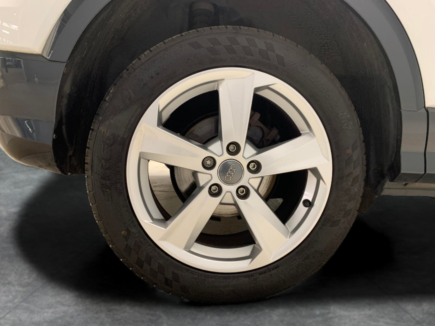 Used Audi Q2 for sale - 76526032: Photo 24