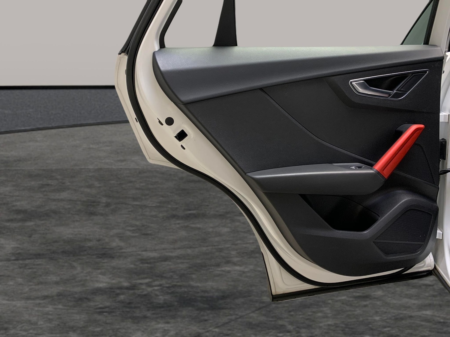 Used Audi Q2 for sale - 76526032: Photo 27