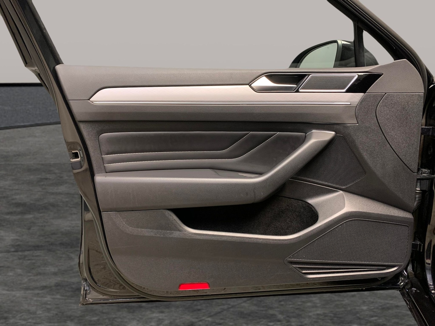 Used Volkswagen Passat 2023 for sale - 77653495: Photo 24