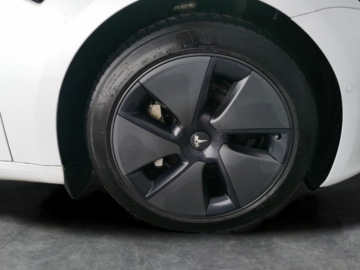 Used Tesla Model 3 2021 for sale - 76879196: Photo 27