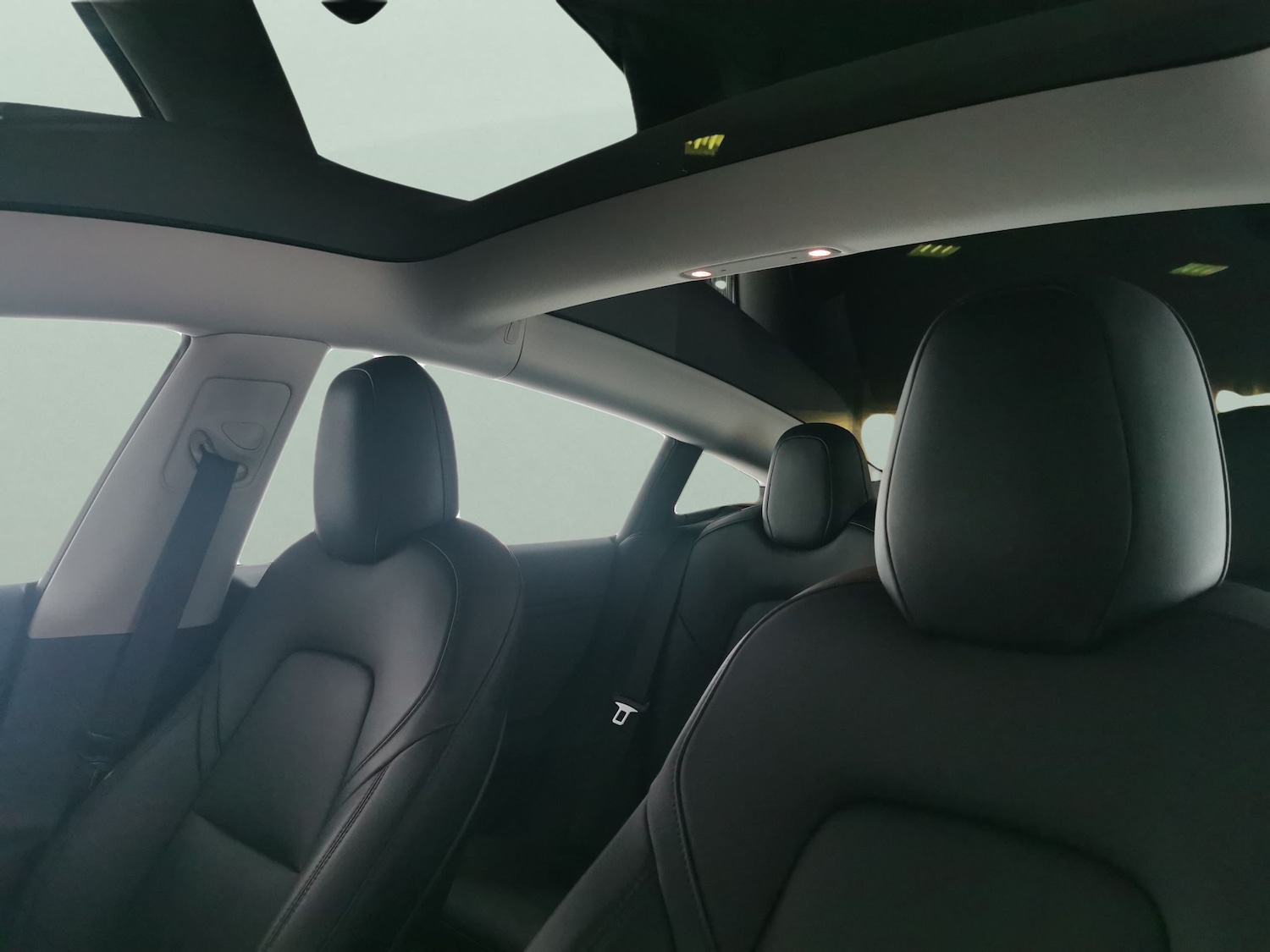 Used Tesla Model 3 2021 for sale - 76879196: Photo 5