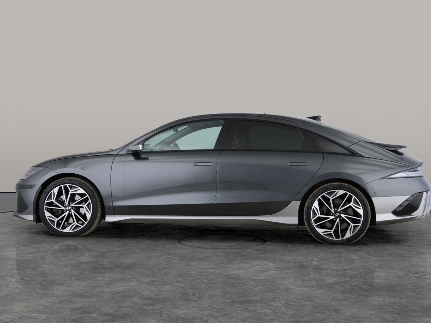 Used Hyundai IONIQ 6 2024 for sale - 78163643: Photo 15