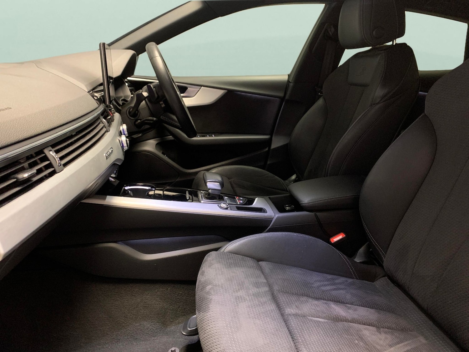 Used Audi A5 2021 for sale - 77180355: Photo 4