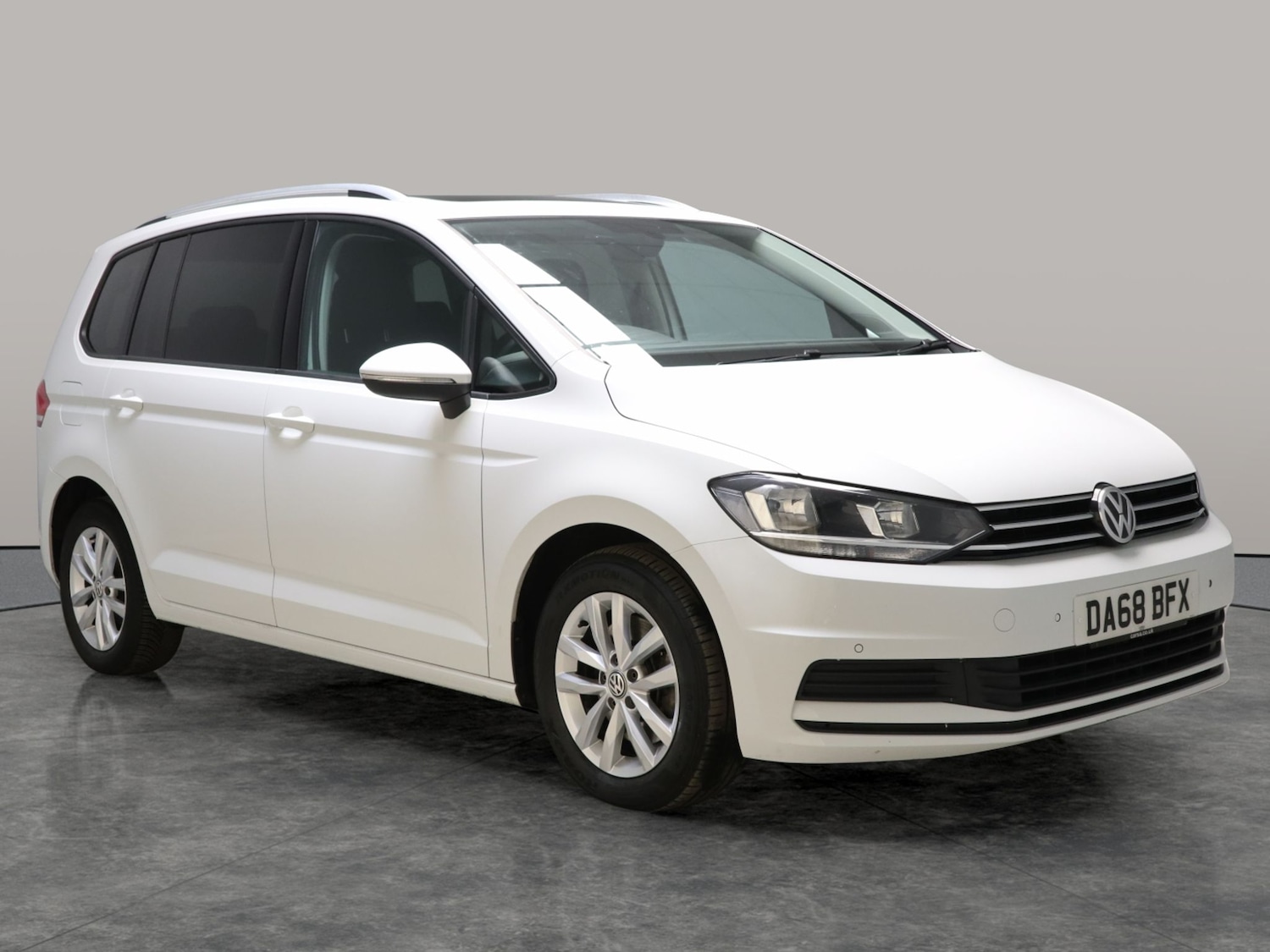 Used Volkswagen Touran 2018 for sale - 76523795: Photo 8