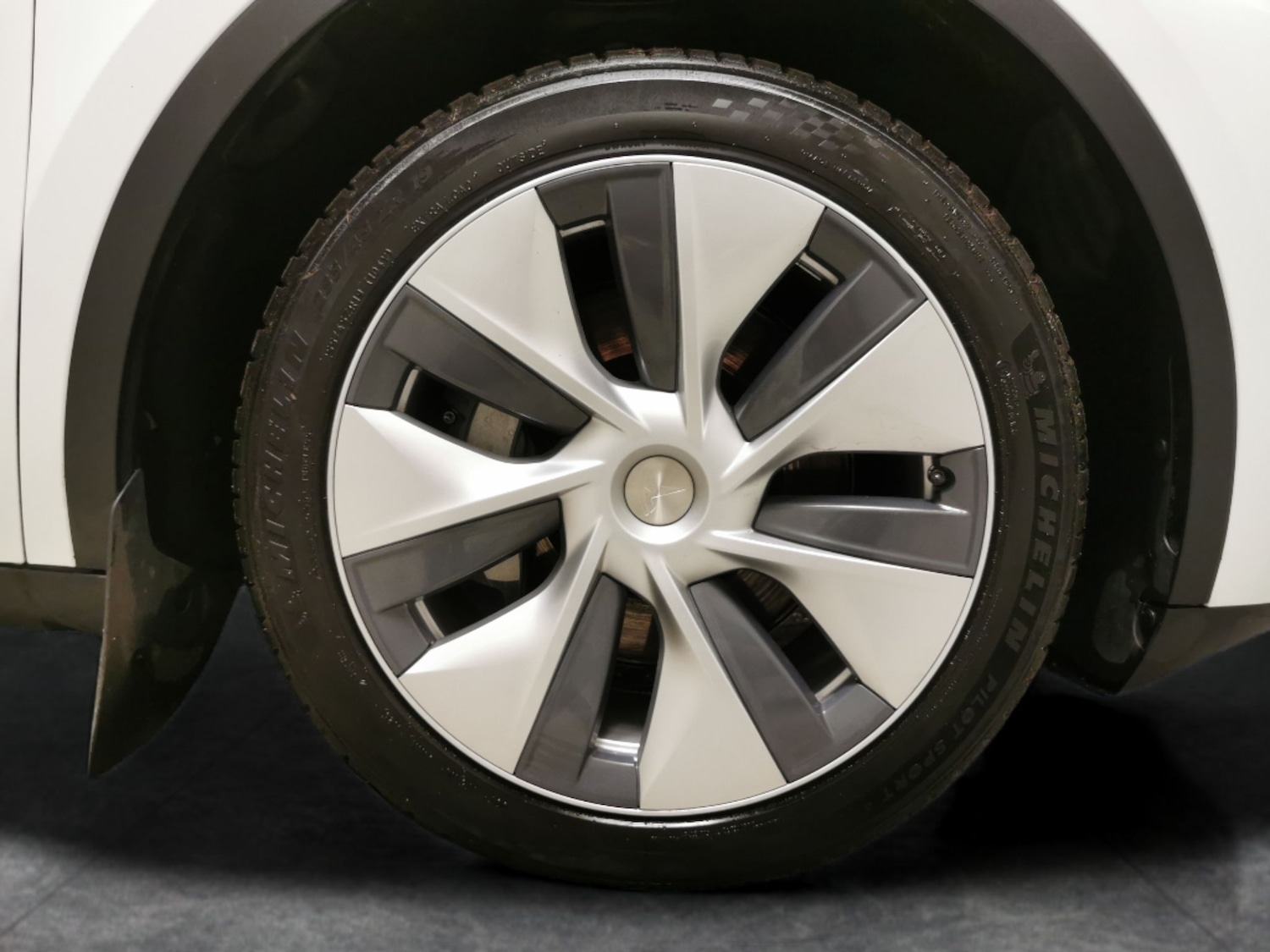 Used Tesla Model Y 2024 for sale - 78067865: Photo 24