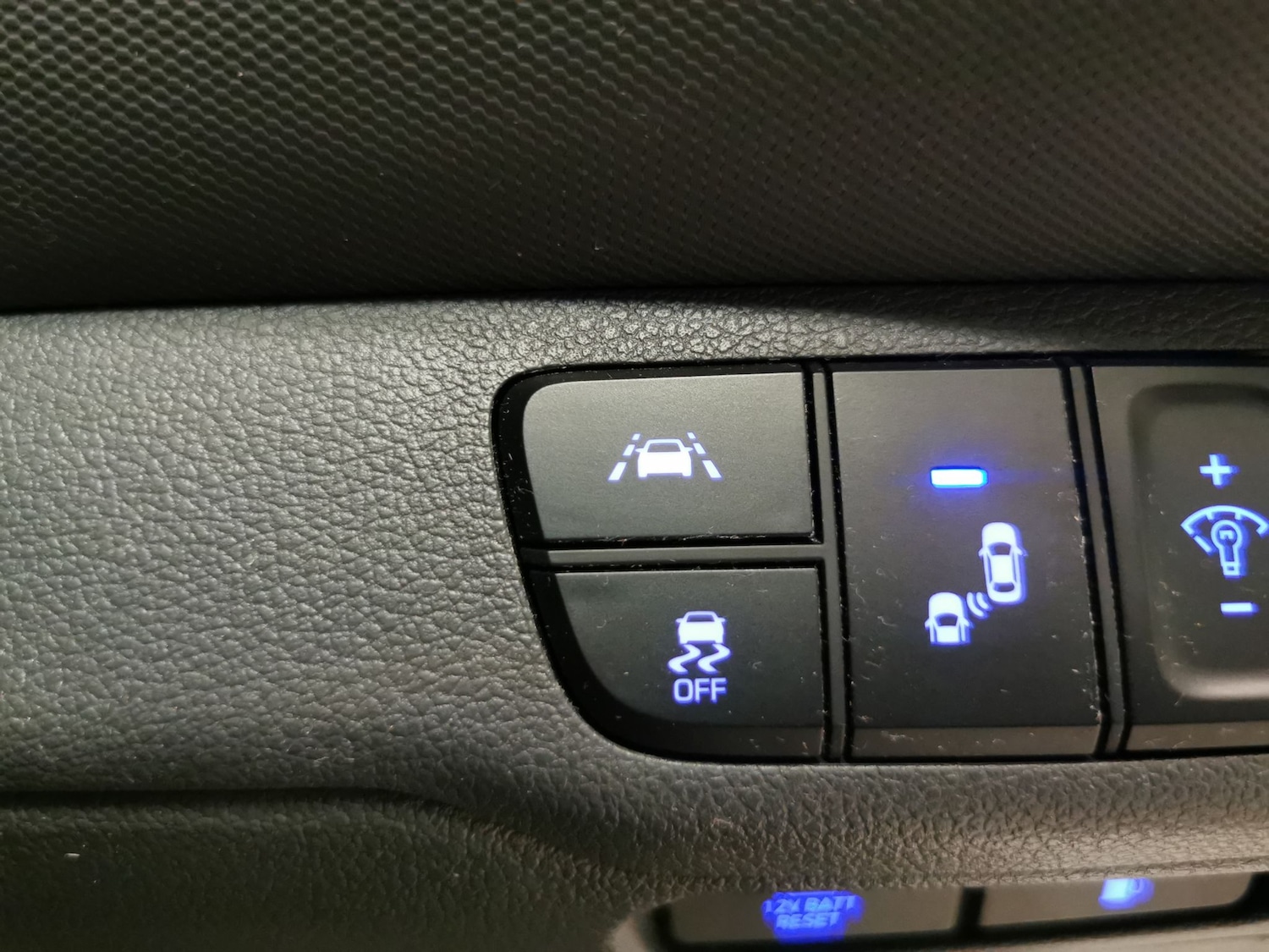 Used Hyundai IONIQ 2020 for sale - 76717852: Photo 25