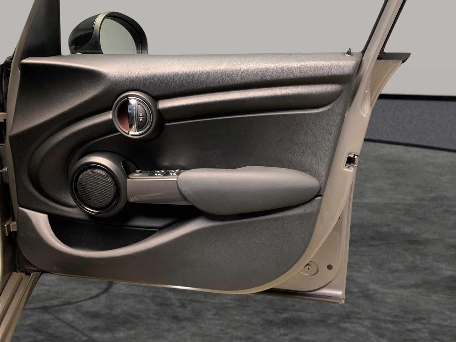 Used MINI Hatch 2019 for sale - 76895092: Photo 24