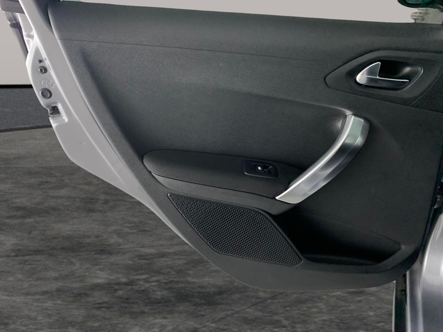 Used Peugeot 2008 2019 for sale - 76382940: Photo 30