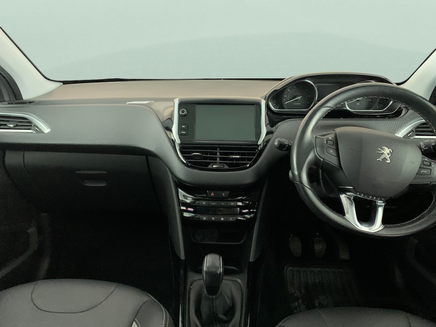 Used Peugeot 2008 2019 for sale - 76382940: Photo 5