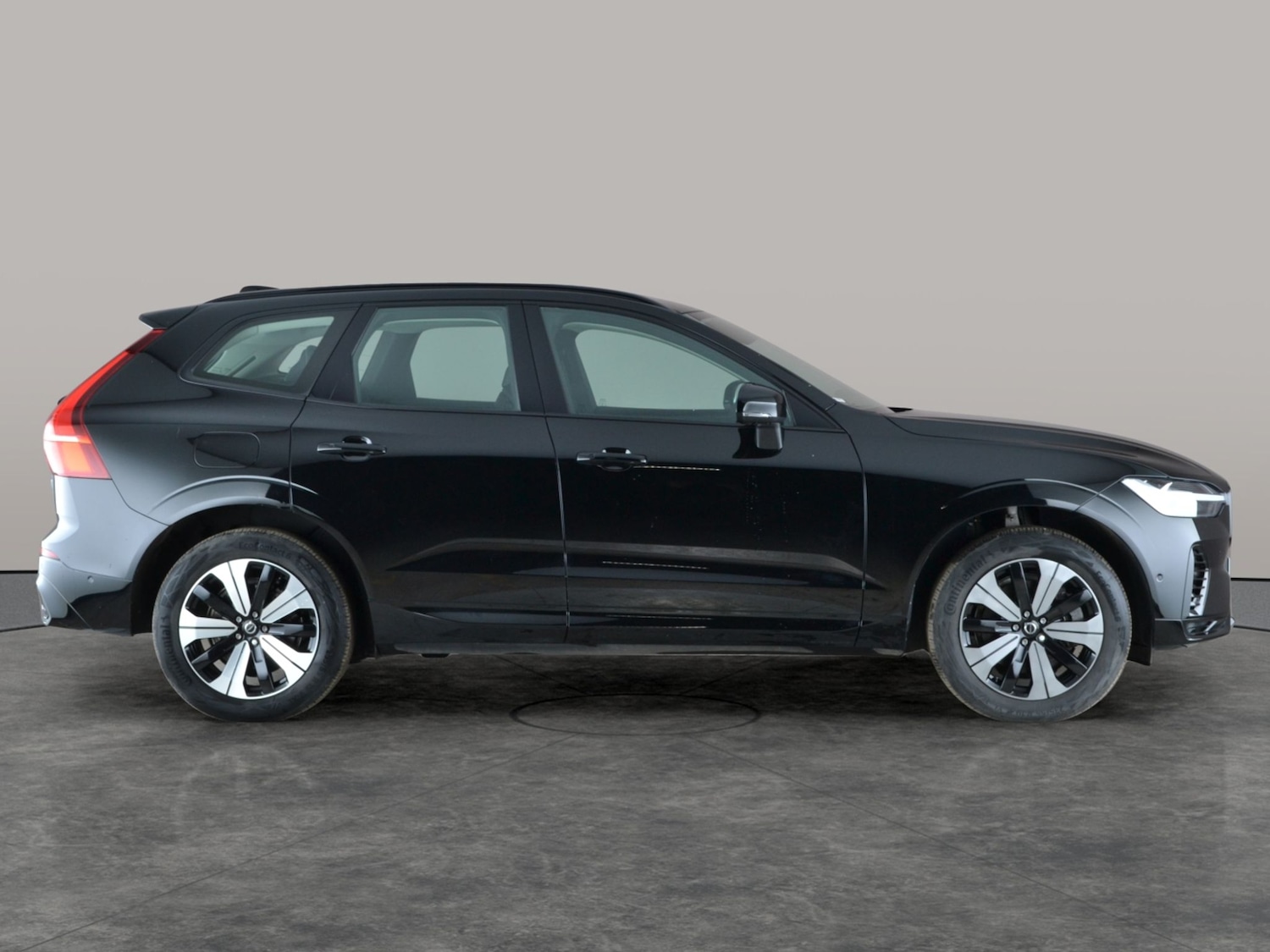 Used Volvo XC60 2023 for sale - 77135143: Photo 11