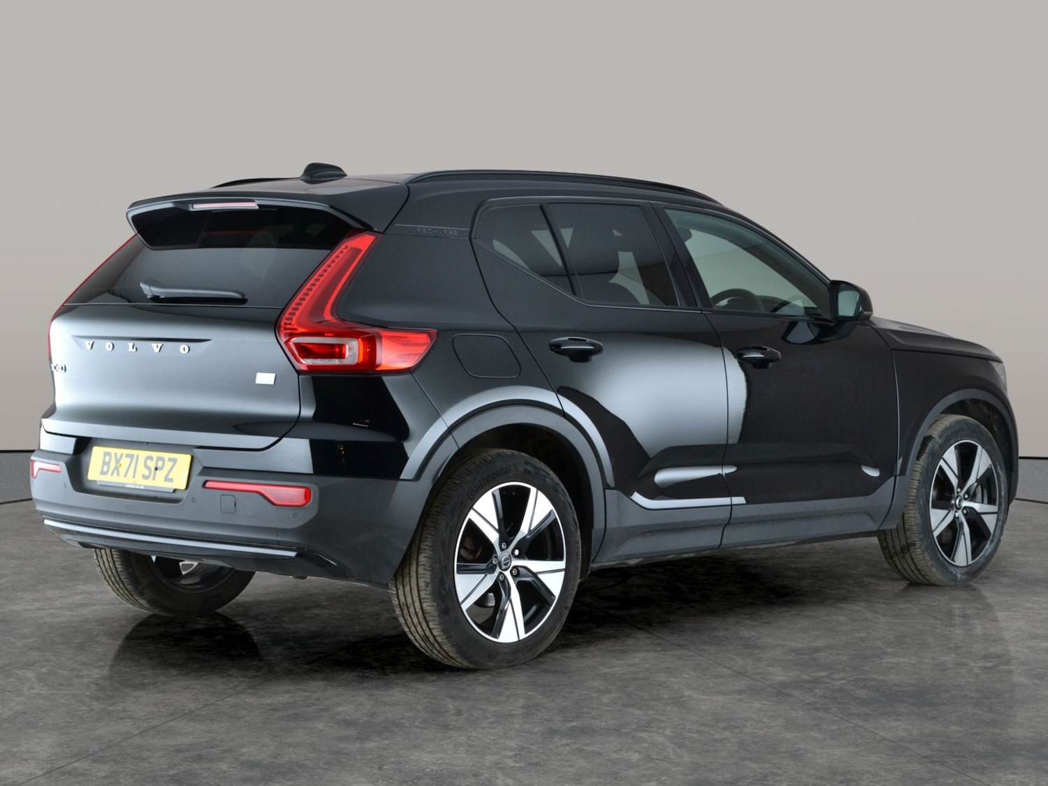 Used Volvo XC40 2021 for sale - 77160921: Photo 11